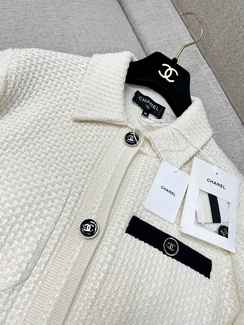 Chanel off-white knit three-pocket cardigan