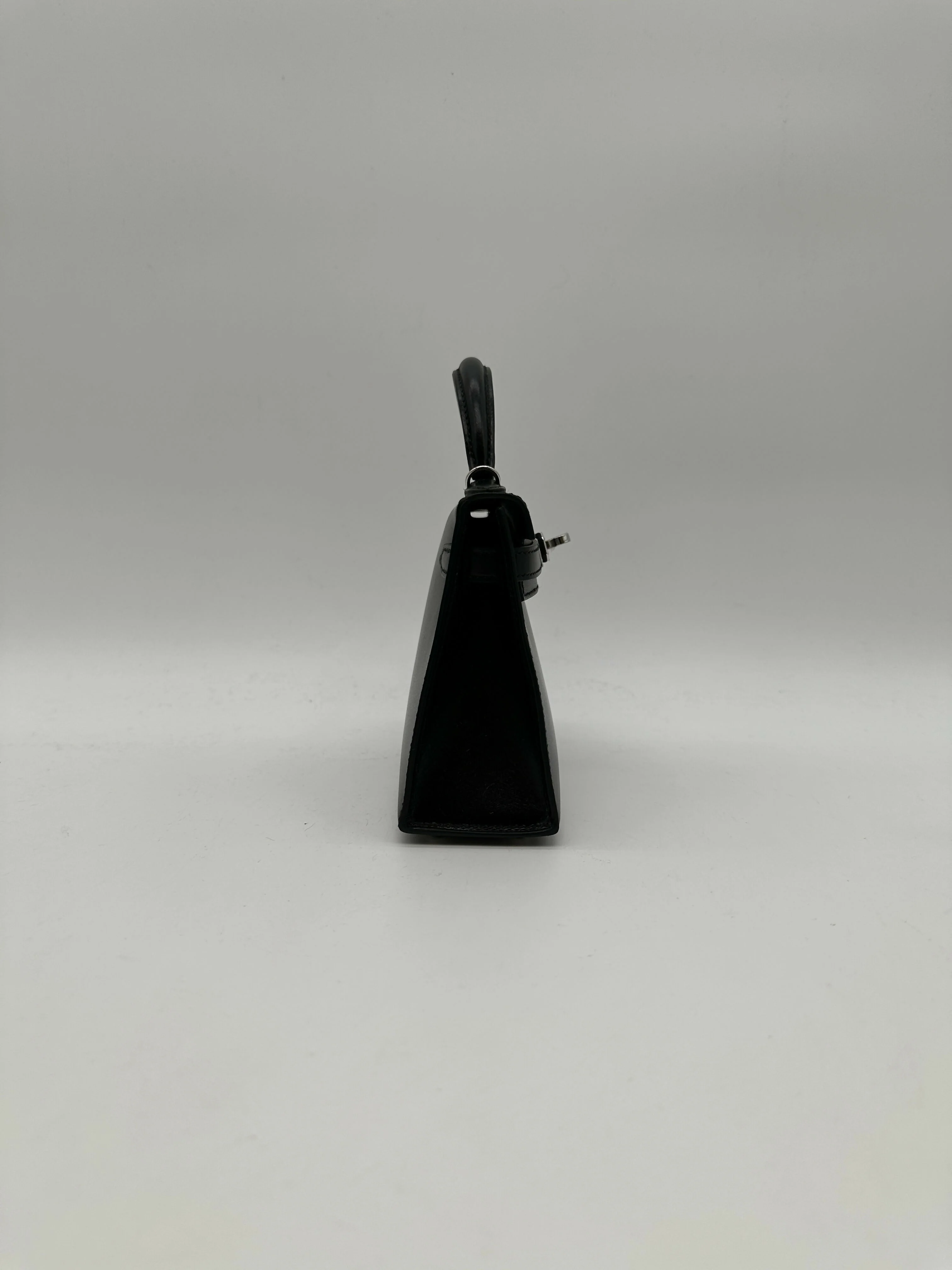 Hermès Kelly 20 Black Box PHW G 2026