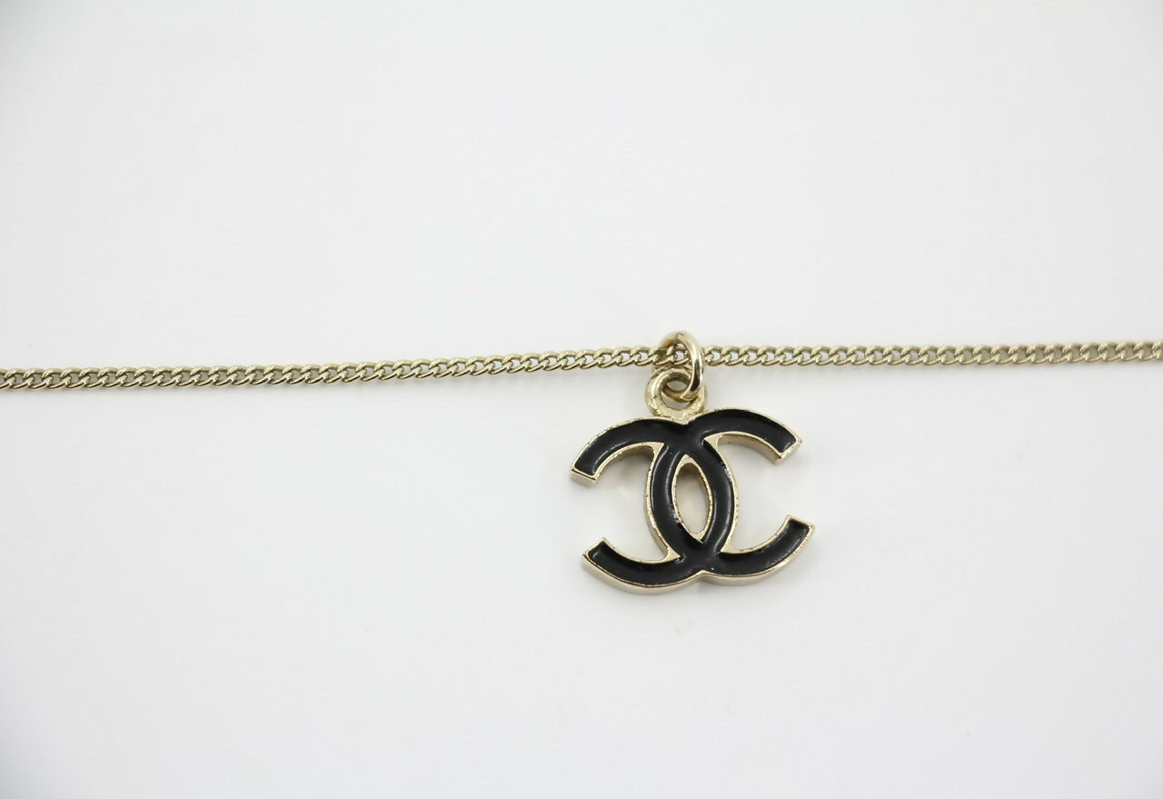 Chanel Vintage 07V Enamel Classic Black CC Light Gold Necklace