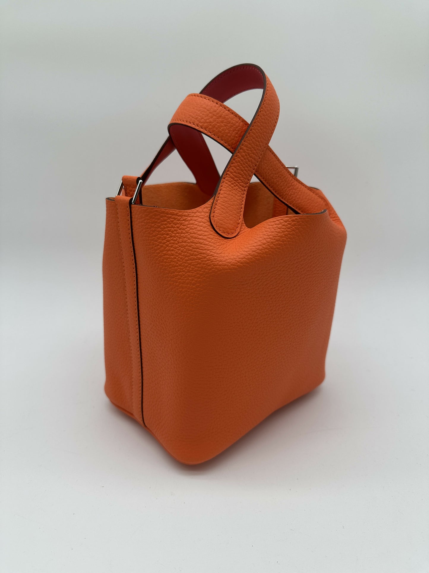 Hermès Picotin 18 Éclat Clemence / Swift Orange Minium / Rose Azalée PHW W 2024