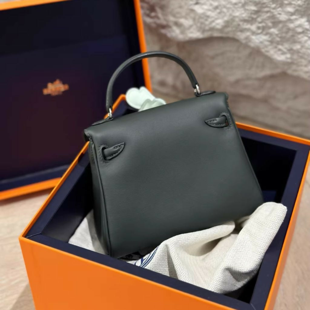Hermes  nag (3)