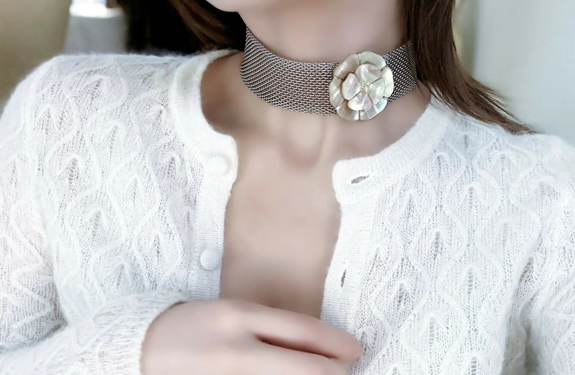 Chanel Vintage 98A Silver Plated Metal Mesh Mother-of-pearl Camellia Flower Choker