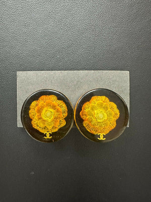 Chanel Vintage 98A Acrylic Brown Camellia Clip-on Earrings