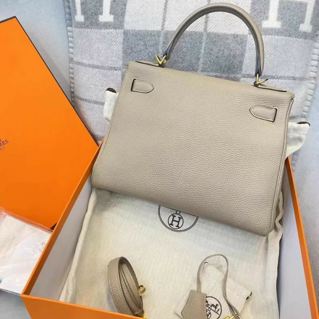 Hermes bag (3)