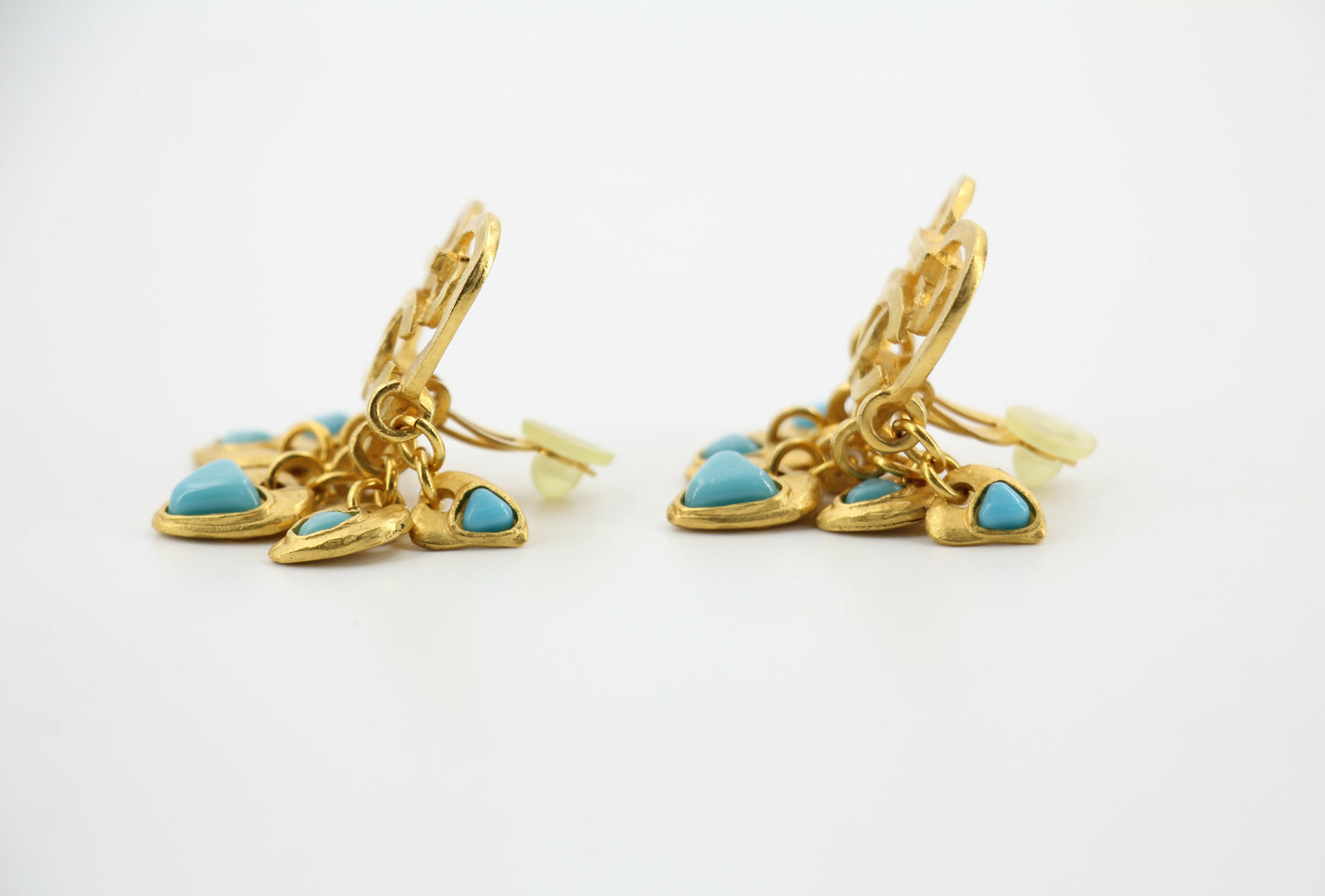Chanel Vintage 95P Turquoise  Gold Plated Heart Dangle Earrings