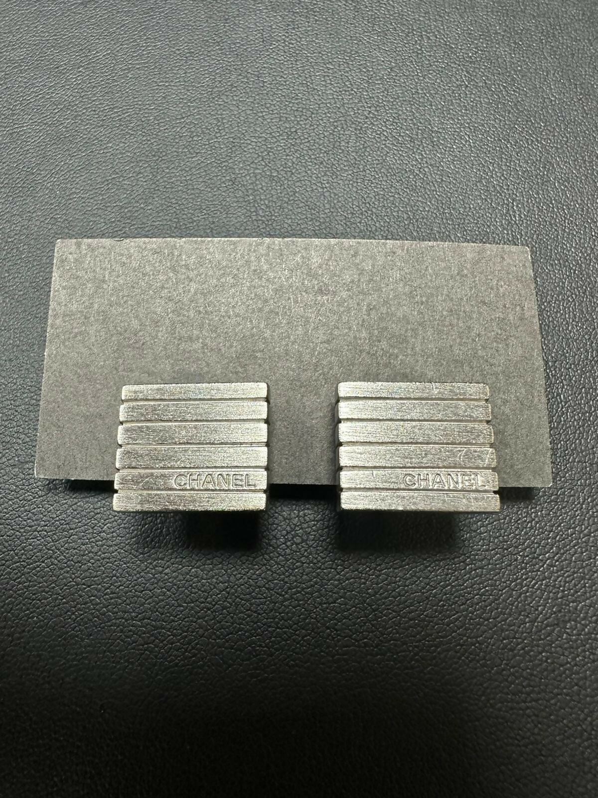 Chanel Vintage 99A Metal Silver Square Clip-on Earrings