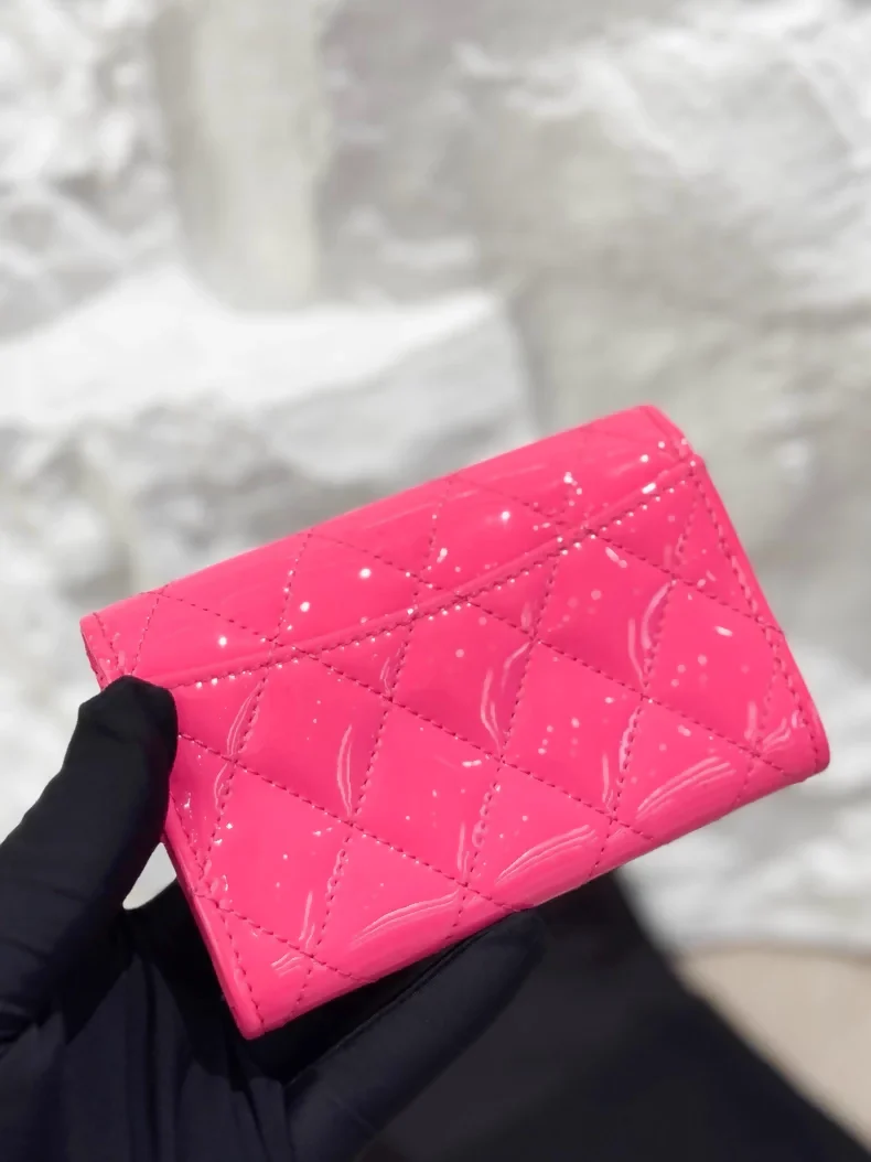Chanel pink patent leather cardholder