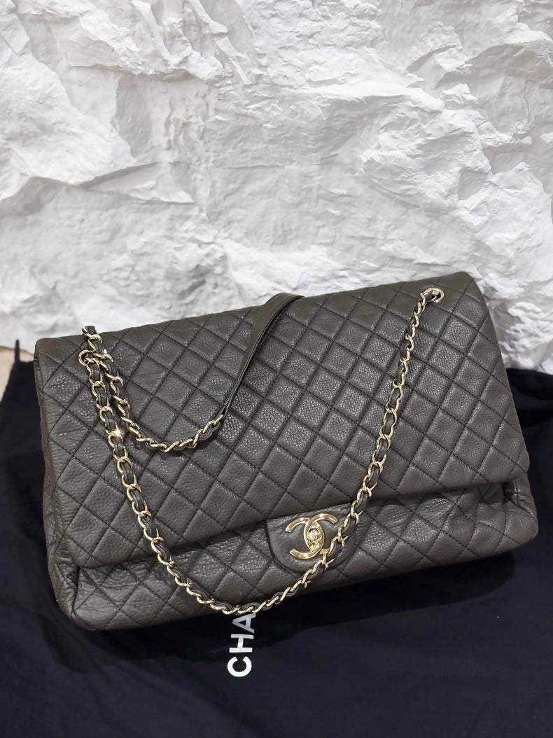 Chanel Maxi flap bag CF large grey-green airport bag