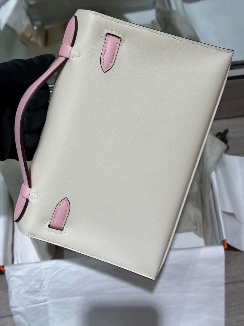 Hermes Kelly Pochette Craie  rose Sakura Pink Swift Leather with gold hardware