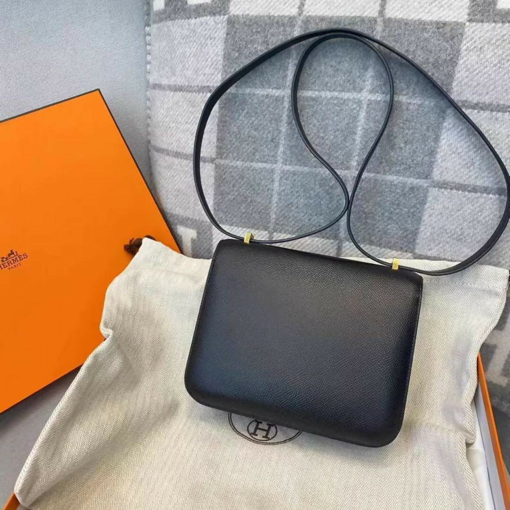 Hermes bag (3)