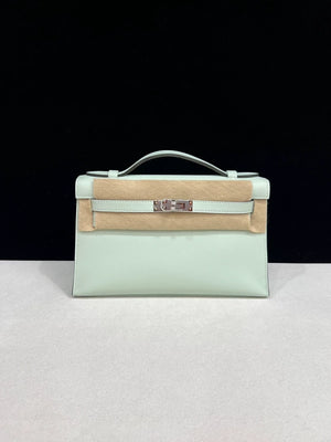 Hermes Kelly Pochette Vert Peppermint Swift Palladium Hardware