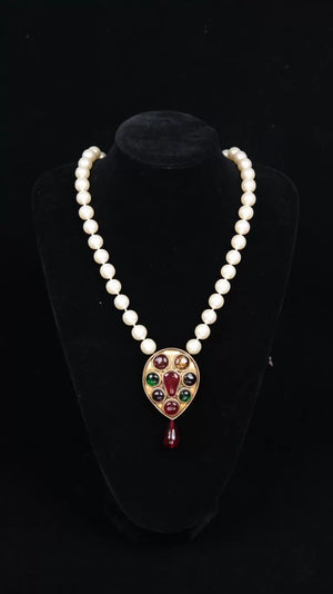 Chanel Red and Green Colored Glass Pendant Pearl Necklace