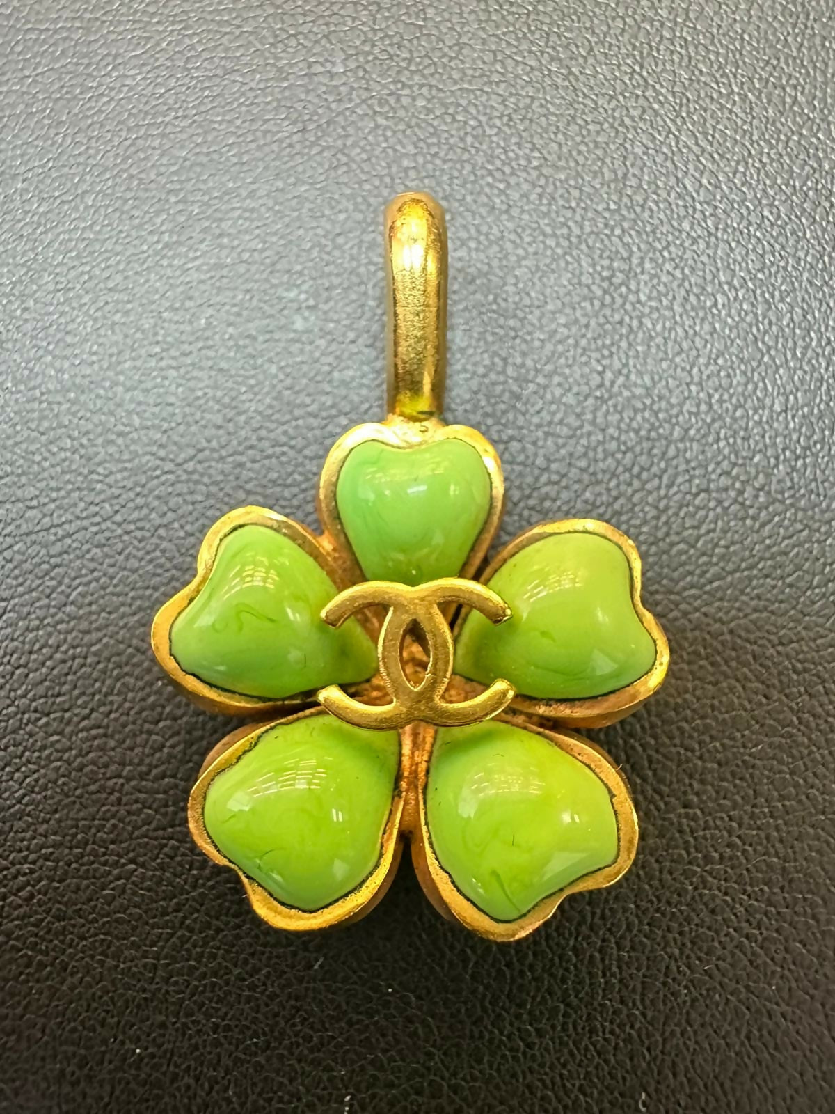 Chanel Vintage 97 Gripoix Gold Plated Green Camellia Pendant