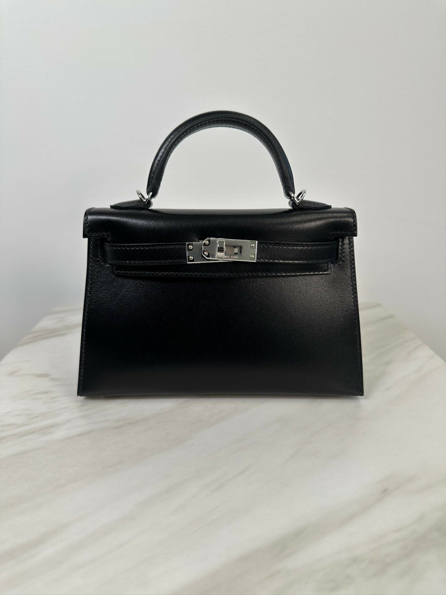 Hermès Kelly 20 Black Box PHW G 2026