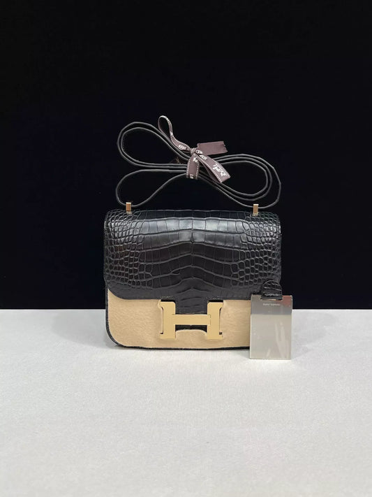 Hermes Constance 19 black matte alligator leather light gold hardware