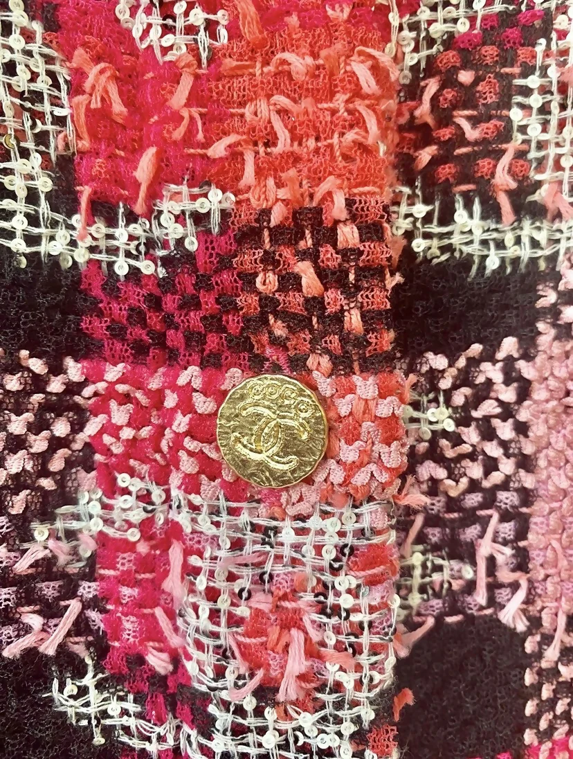 Chanel 22M Coco Beach CC Logo Pink Sequin Fantasy Tweed Blouse Vest FR 36