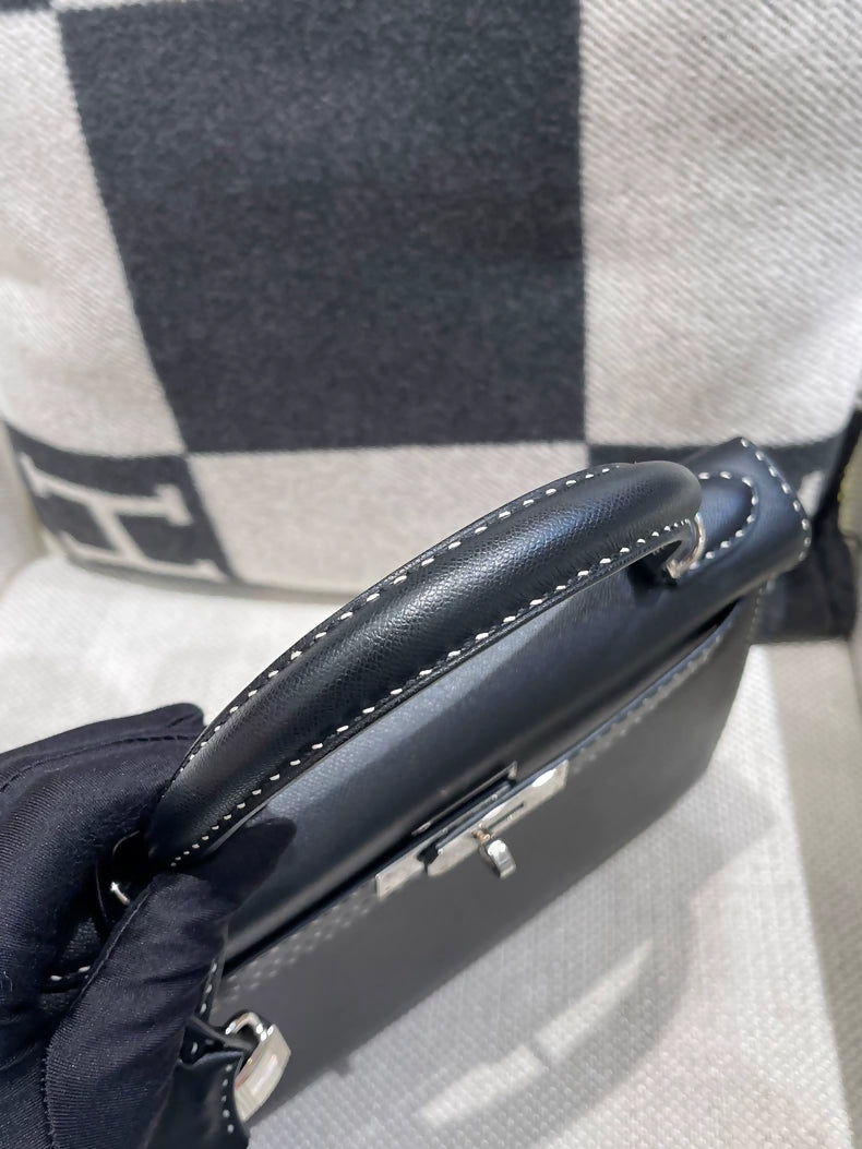 Hermes Kelly 28 Black Epsom leather with white stitching palladium hardware