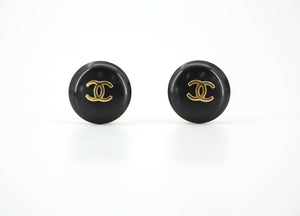 Chanel Vintage 95A Resin Black Round Clip-on Earrings