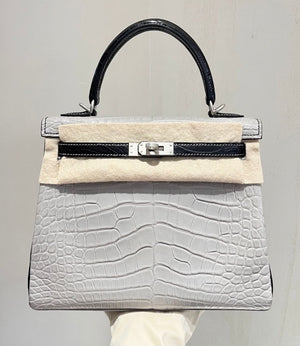Hermes kelly 25 Gris Perle and black matte alligator leather brushed palladium hardware