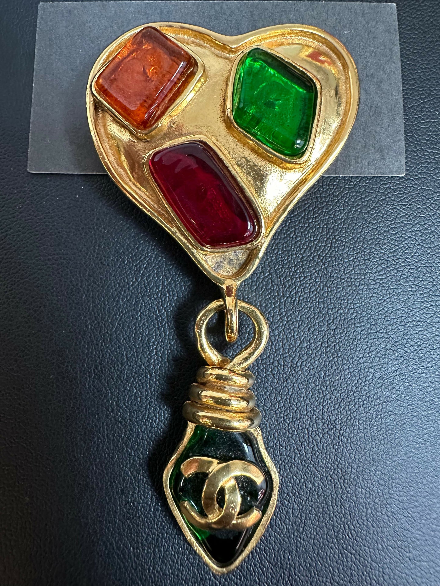 Chanel Vintage 95 Gripoix  Gold Plated Heart CC Pendant Brooch
