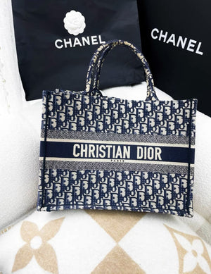 Dior classic popular blue presbyopic tote bag medium