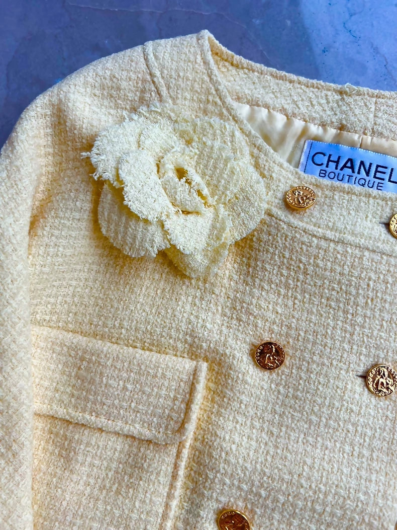 Chanel vintage light yellow jacket and skirt set