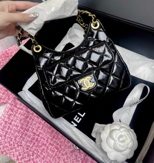 CHANEL Chanel Hobo Small Bag In Shiny Crumpled Calfskin With Gold Hardware Black - Small Crossbody Bag - Secondhand luxury from Top Quality Luxury Designers Bag