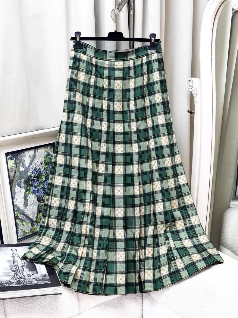 Gucci green plaid wool skirt