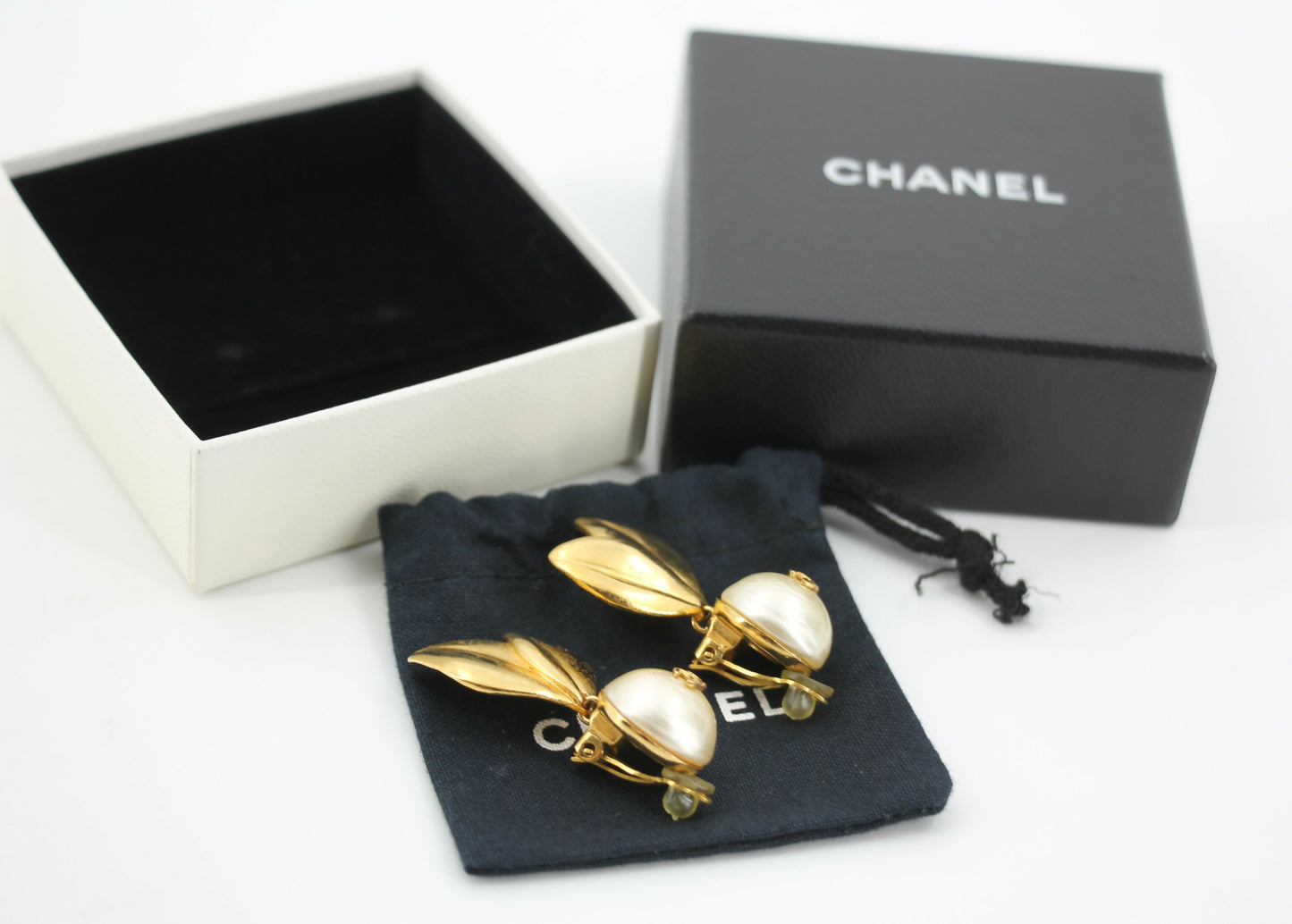 Chanel Vintage 99P Imitation Pearl Gold Leaf-Shaped Pendant Earrings