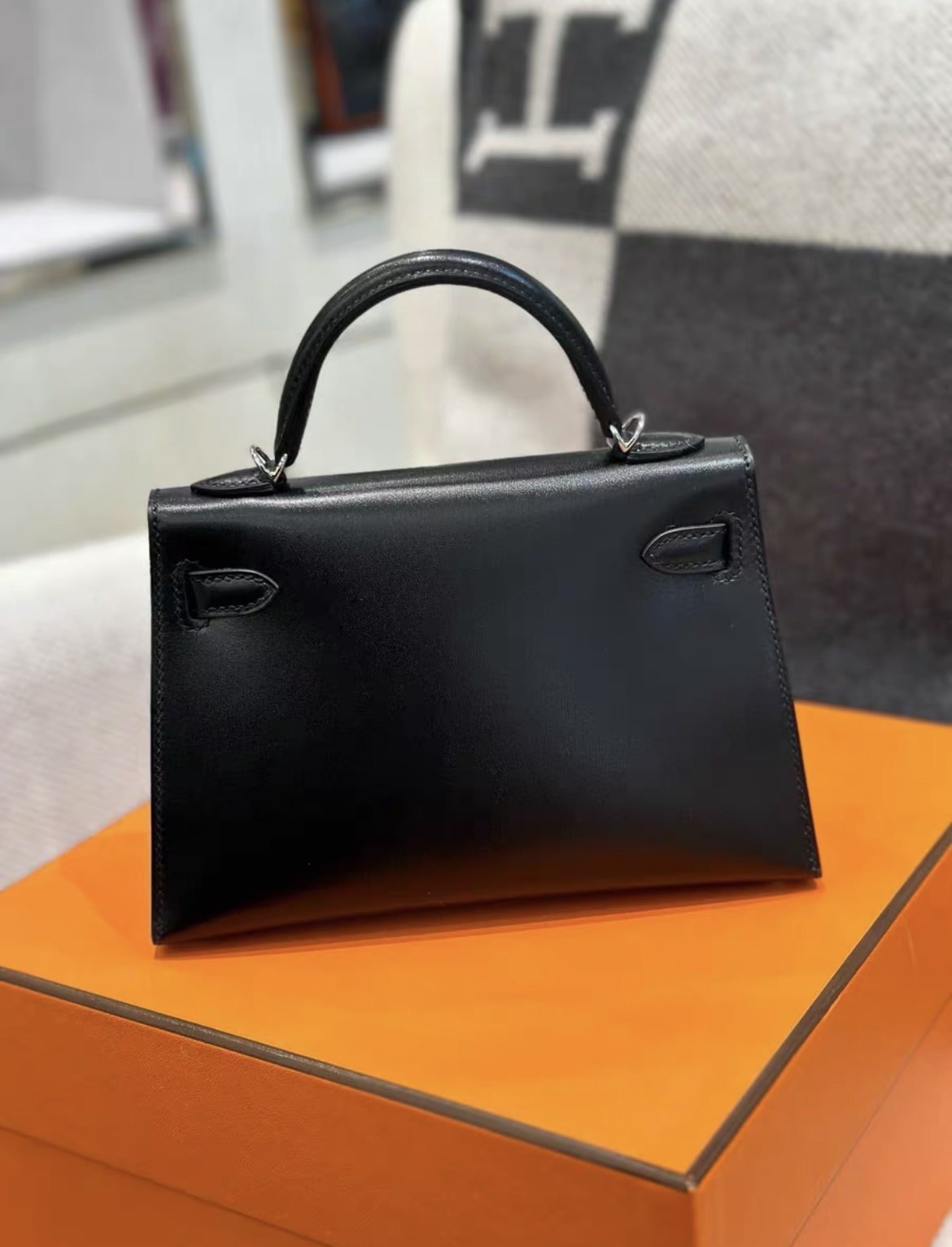 Hermes Clouté Studded Mini Kelly II 20 Black Box