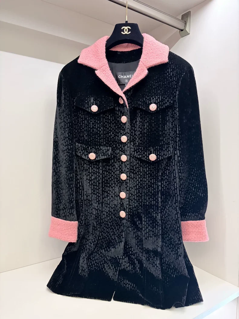 Chanel 22B Velvet black pink dress