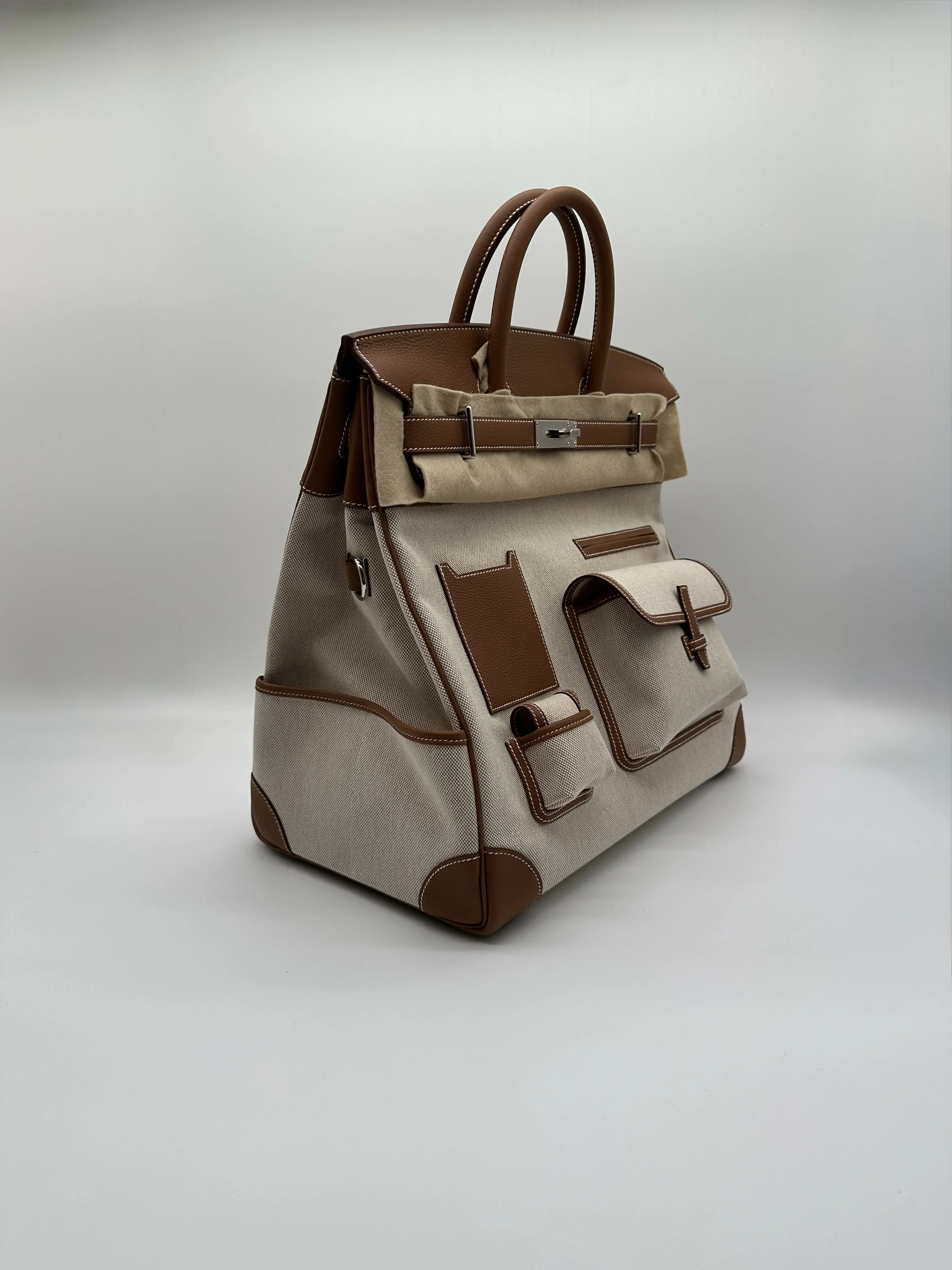 Hermès Haut à Courroies 40 Cargo Gold Togo and Toile PHW K 2025