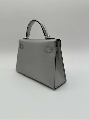 Hermès Kelly 20 Argent Chèvre PHW K 2025
