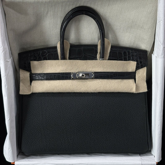 Hermès Birkin 25 Touch Noir Togo  Matte Alligator with Palladium Hardware