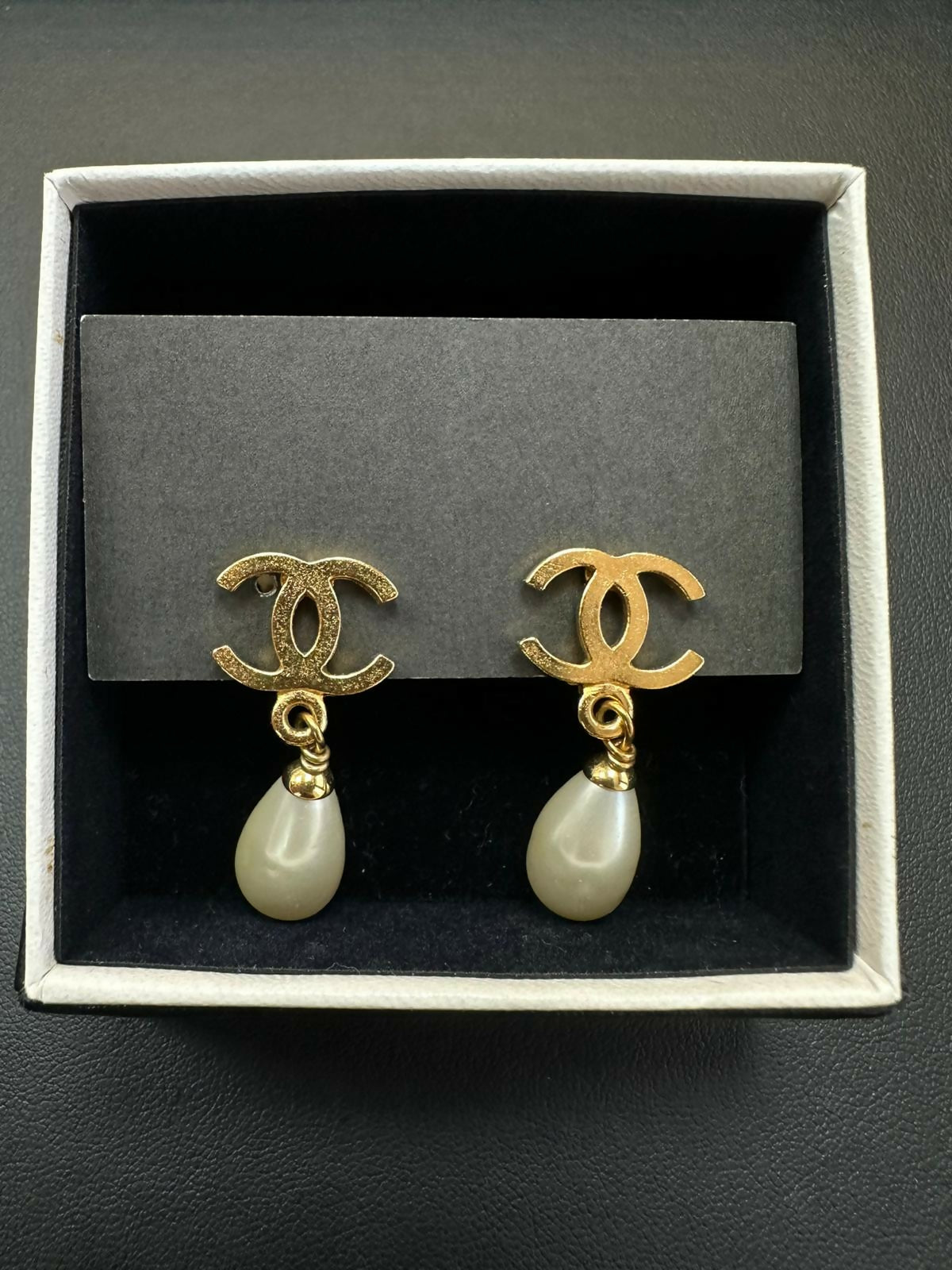 Chanel Vintage 95A Gold Plated  Imitation Pearl Dangle Clip-on Earrings