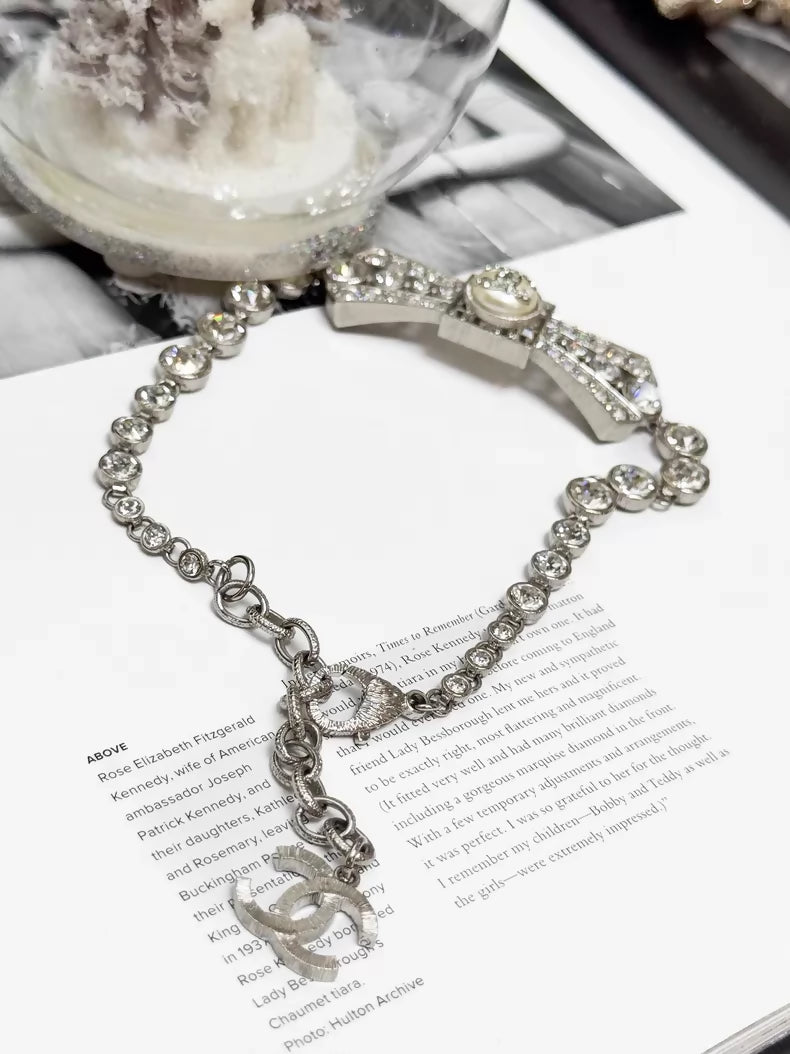 Chanel Spring/Summer 2023 silver with a bow chocker necklace