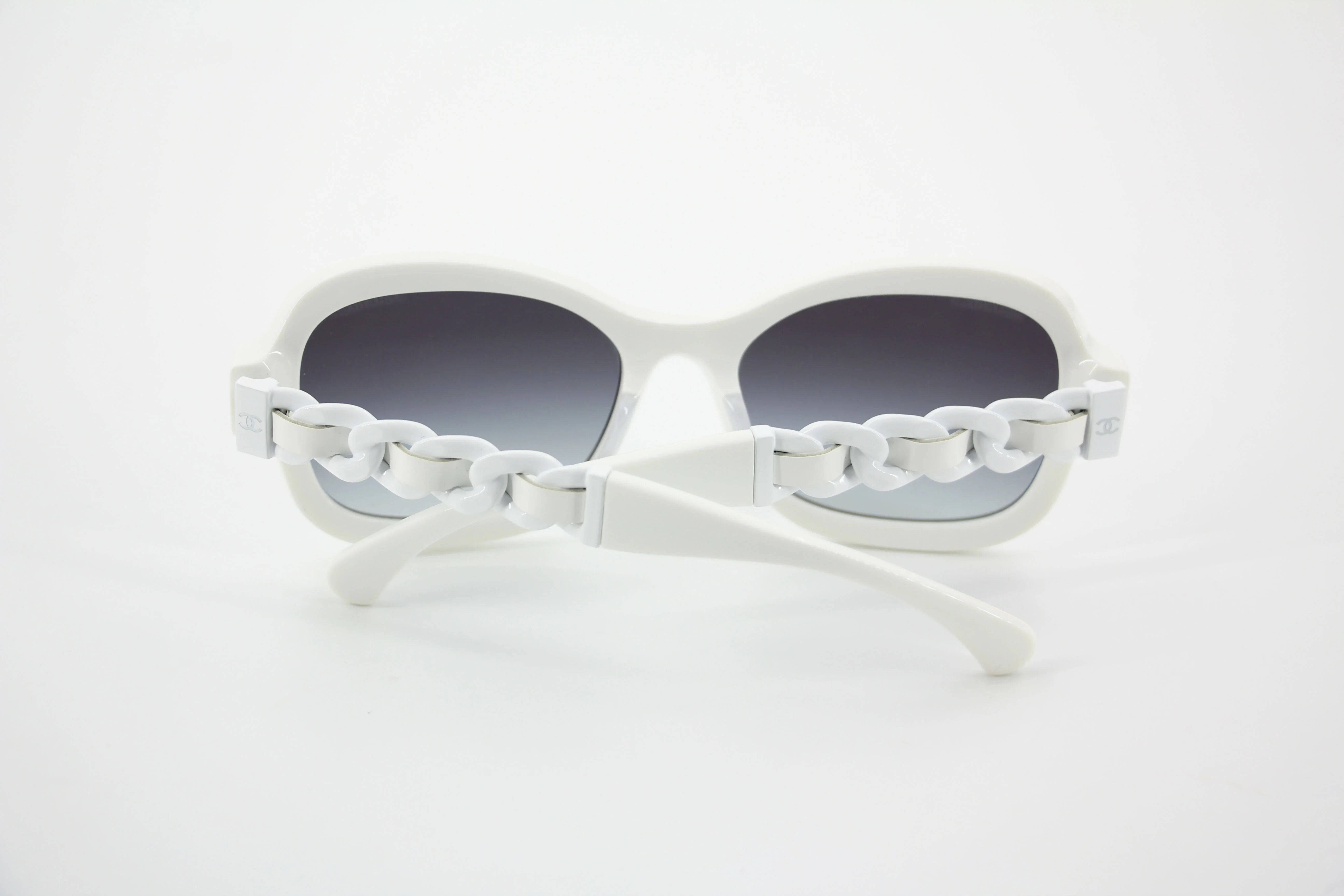 Chanel 2022 Resin White Sunglasses Model 5465QA 716/S6