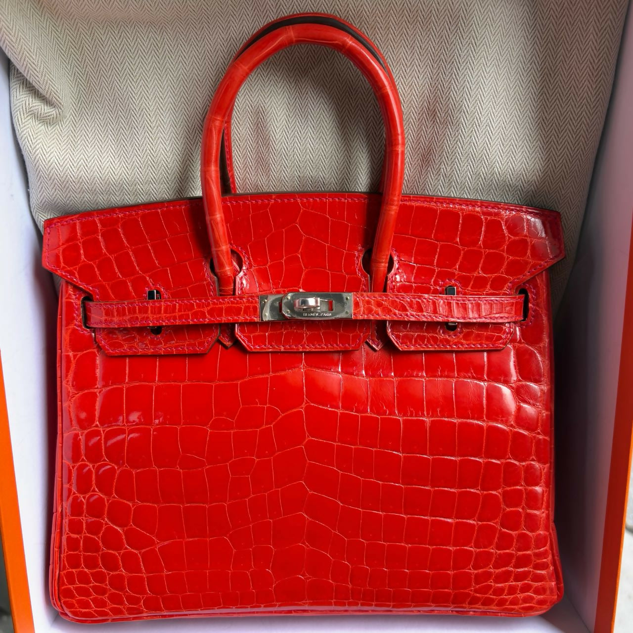 Hermès Birkin 25 Geranium Alligator Shiny with Palladium Hardware