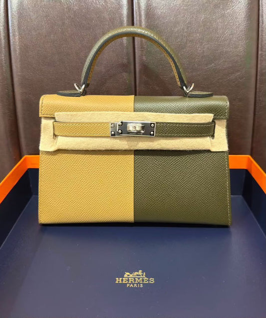 Hermes mini kelly 20 Casaque Dune/ Vert Loden Epsom leather palladium hardware