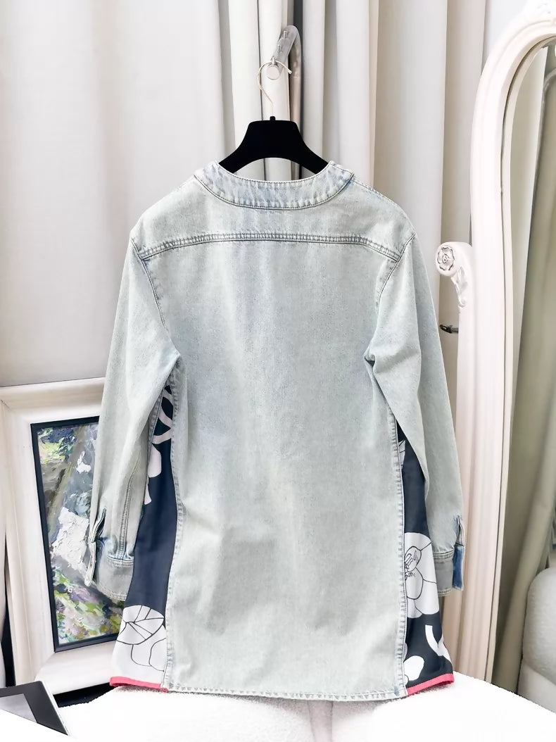 Chanel 21C light blue V-neck cardigan/denim jacket