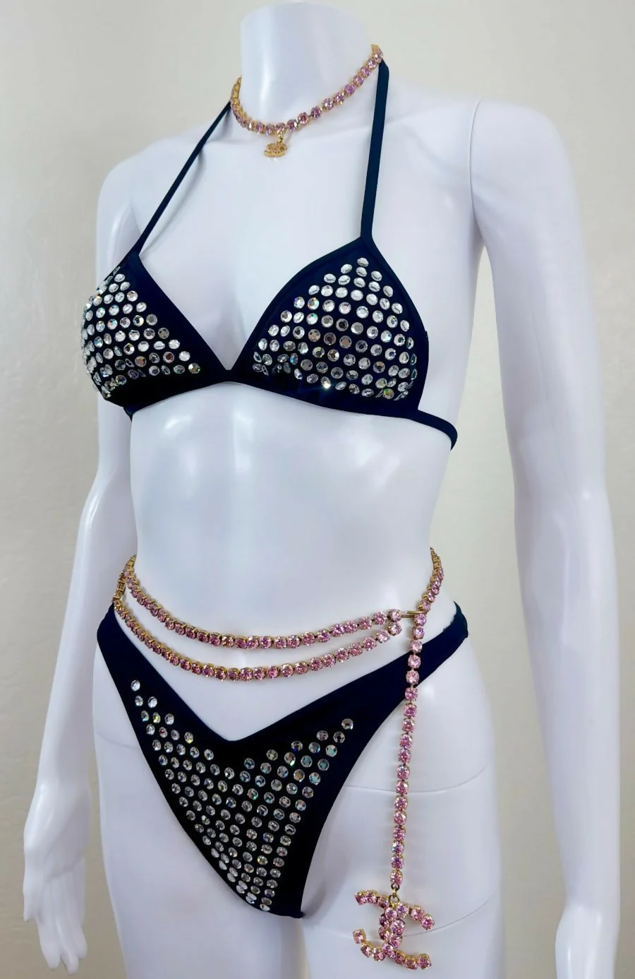 Chanel 1995P Vintage Barbie Belt & Necklace Set – Ultra Rare Collector’s Treasure