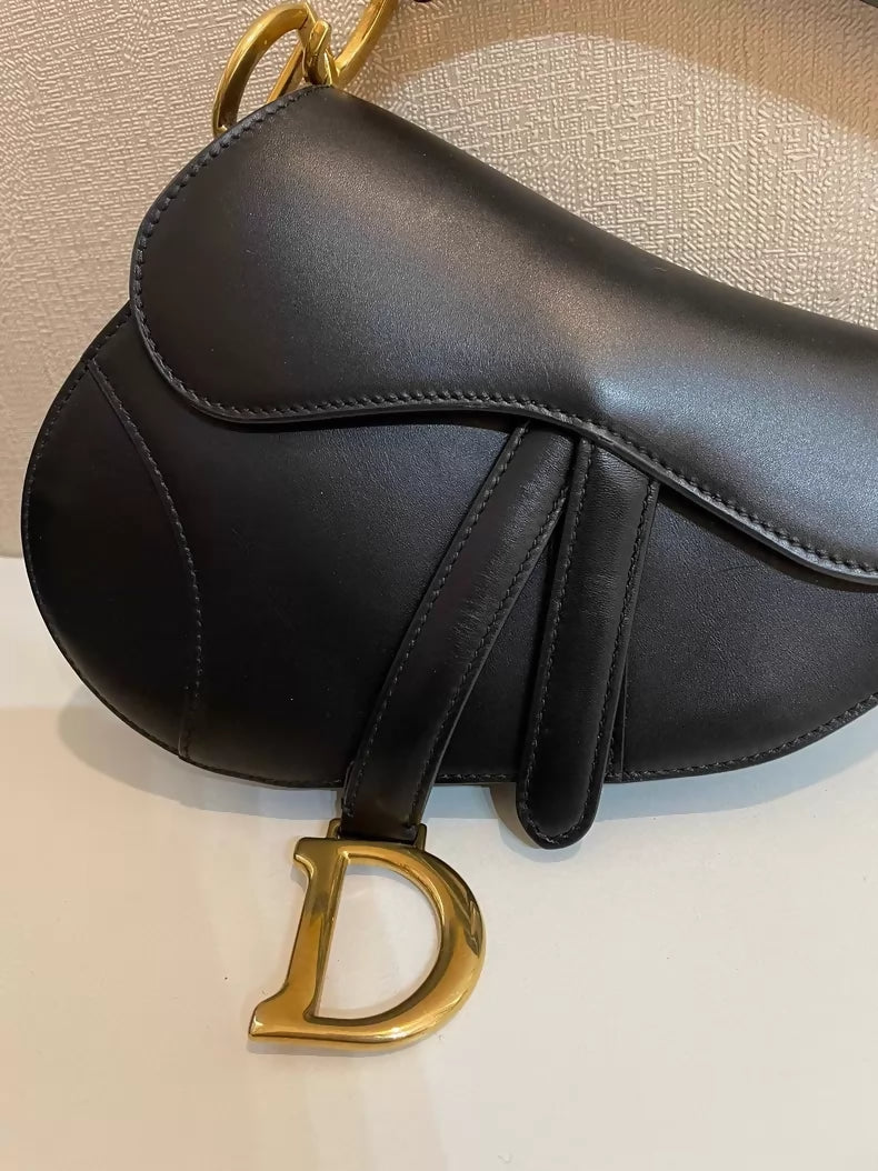 Dior Saddle Bag in black calfskin
