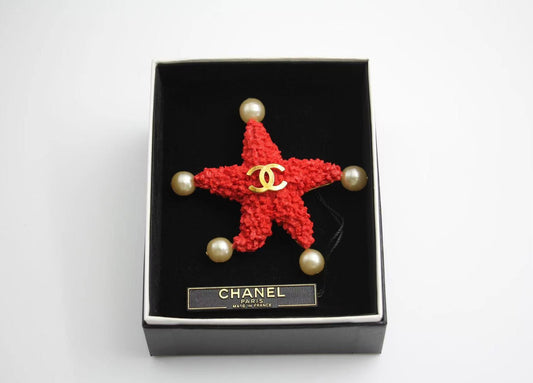 CHANEL Chanel Vintage 93C Red Lava Imitation Pearls Gold Plated Brass Cc Starfish Brooc - Onesize Fashion Jewellery - Vintage fashion from Top Quality Luxury Designers Bag
