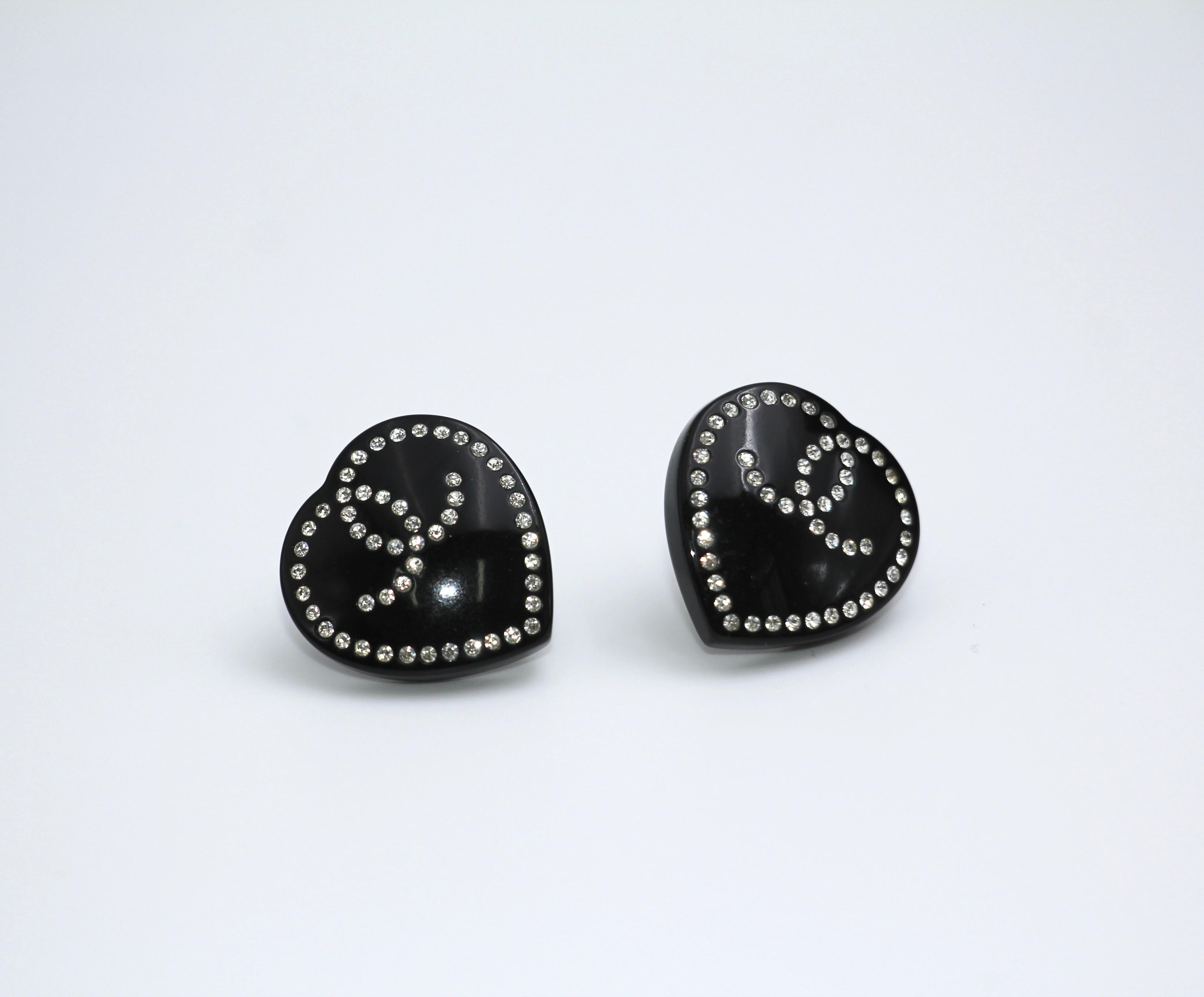 CHANEL Chanel Vintage 09C Rhinestone Resin Black Heart Cc Earrings - Onesize Fashion Jewellery - Used fashion item from Top Quality Luxury Designers Bag