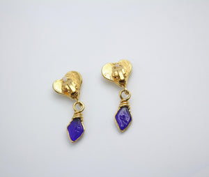 Chanel Vintage 95P Blue Gripoix Gold Plated Heart Clip On Earrings