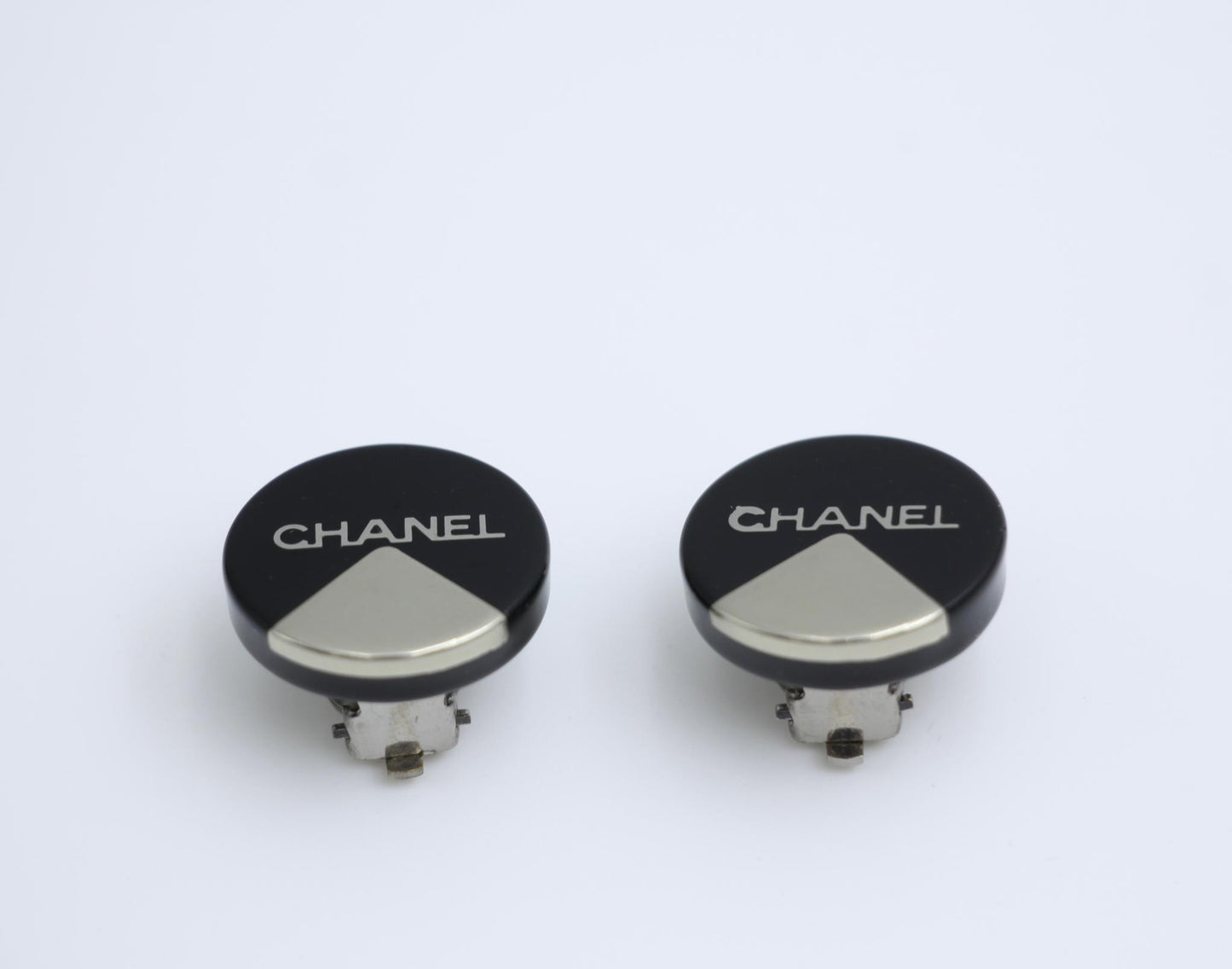 Chanel Vintage 00A Resin English Lettering Black Silver Half Triangle Earrings