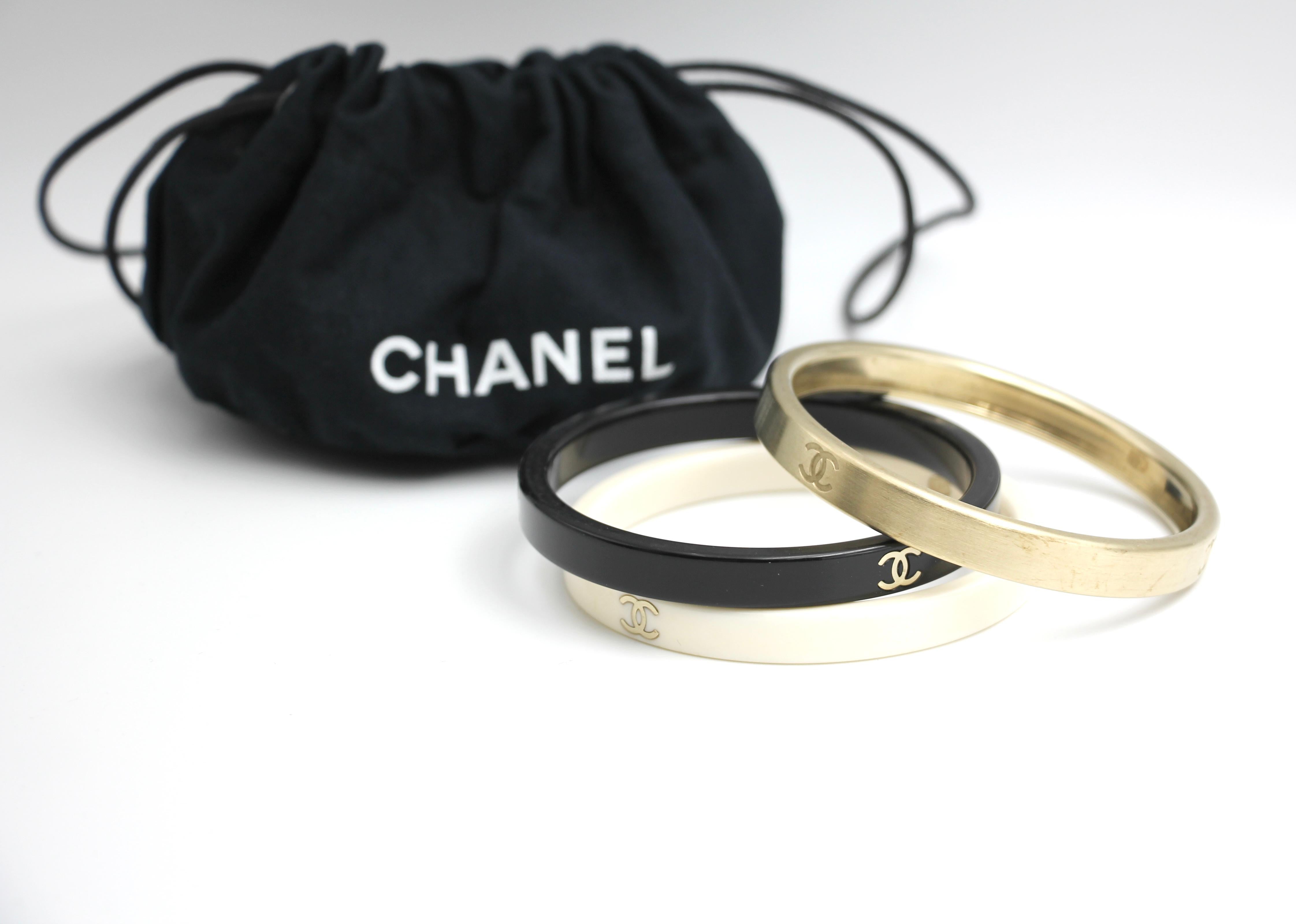 CHANEL Chanel Vintage 10C Metal Resin Three Special Set Of Hand Chokers - Onesize Fashion Jewellery - Secondhand luxury from Top Quality Luxury Designers Bag