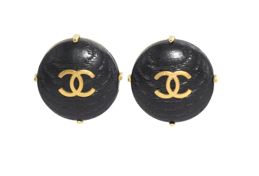CHANEL Chanel Vintage 94A Wood Black Clip-On Earrings - Onesize Fashion Jewellery - Vintage fashion from Top Quality Luxury Designers Bag