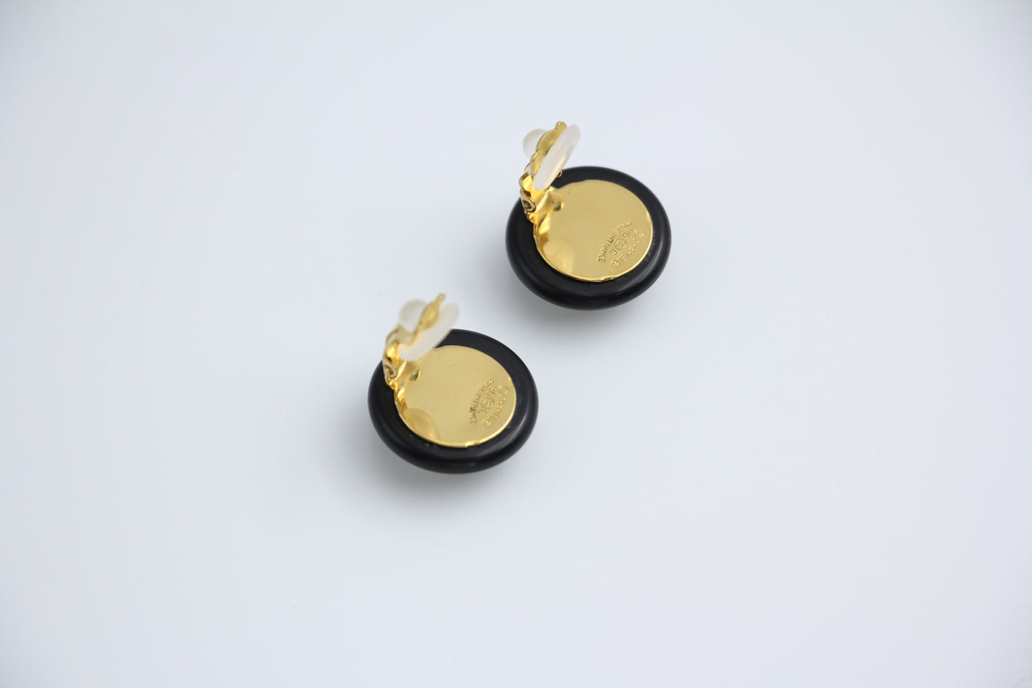 Chanel Vintage 96C Gold Plated Black And White Shell Earrings