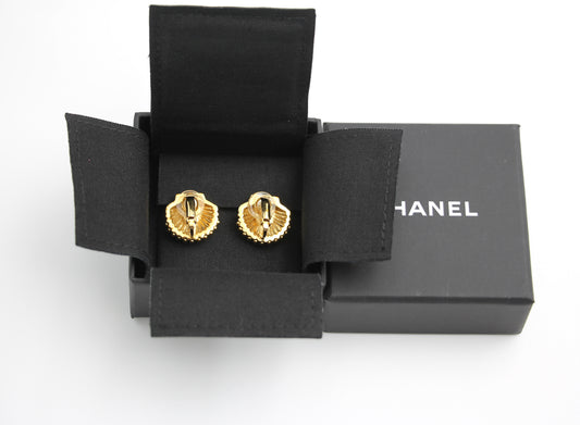 CHANEL Chanel G23C Metal Shell Vic Gift Earrings - Onesize Fashion Jewellery - Secondhand luxury from Top Quality Luxury Designers Bag